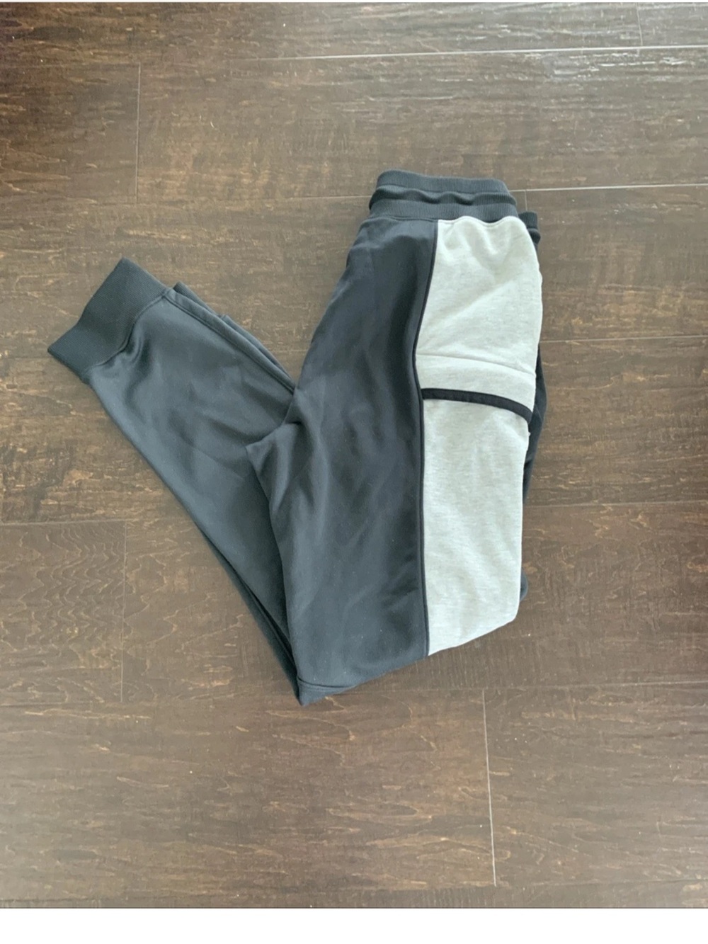 Under Armour Unstoppable Cargo Joggers, Black With Gray Men’s Medium - NWT